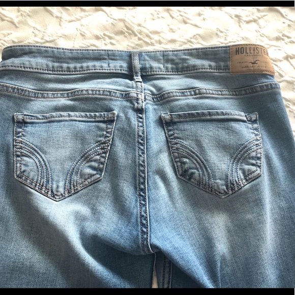 Hollister Cropped Skinny Jeans - Picture 8 of 11